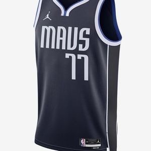 Doncic 77 Jersey